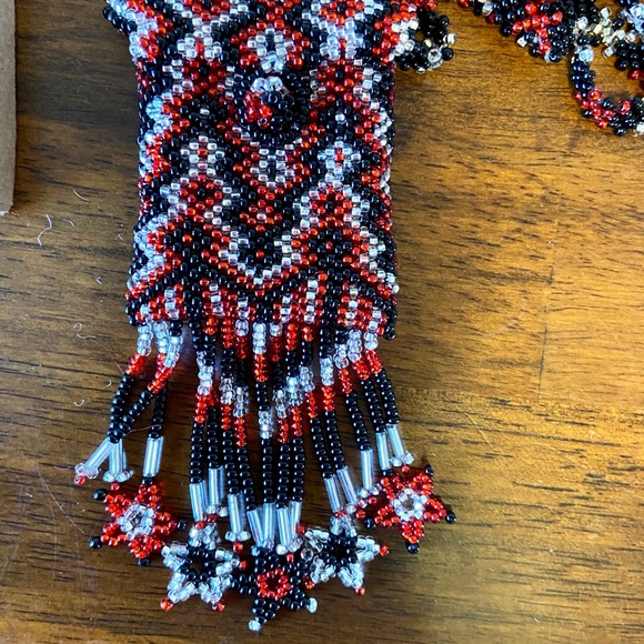 [Gathering Tribes] NWOT Beaded Pouch Necklace - Picture 6 of 6